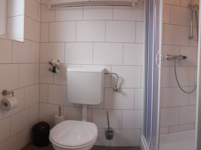 Bathroom 5, Little Seagull Modern Retreat, Friesland
