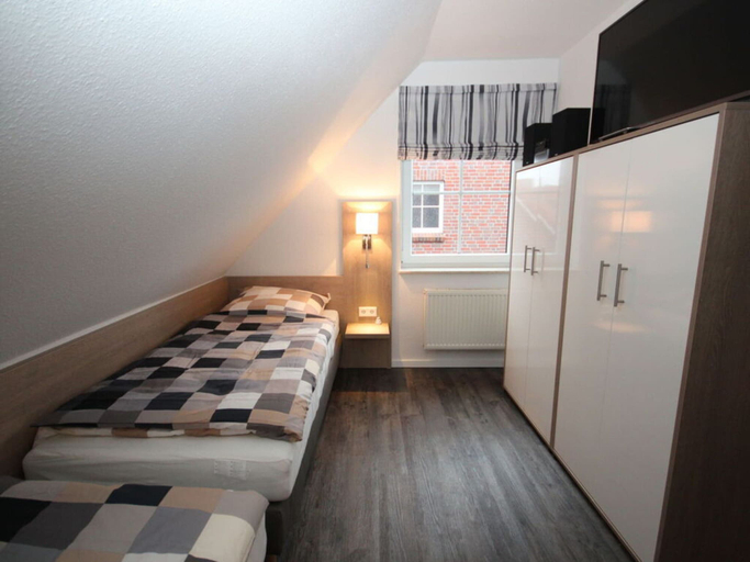 Room 5, 69 in the Burhave Seepark, Wesermarsch
