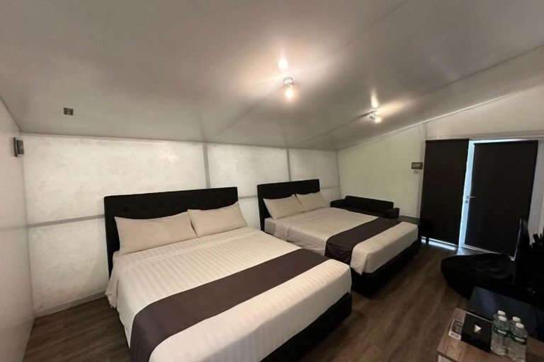 Bedroom 3, Leuweung Geledegan Ecoldge, Ahanta West