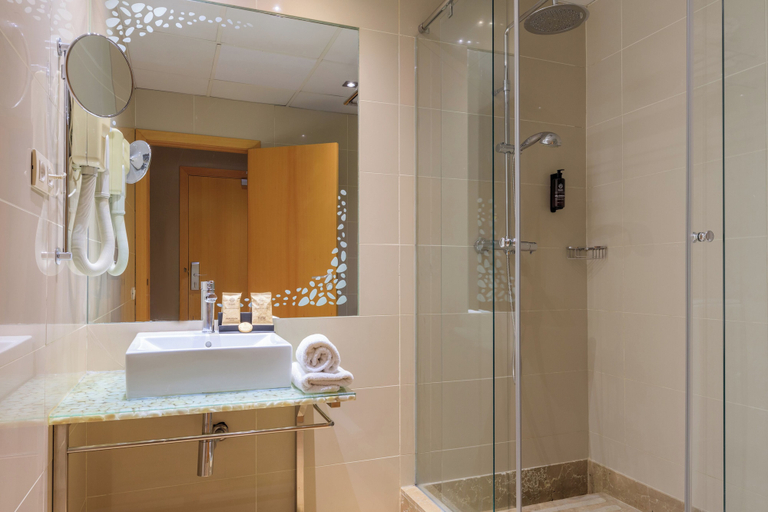 Bathroom 4, Hotel Del Mar, Barcelona