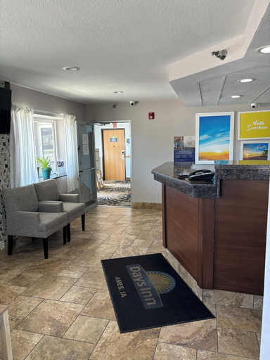 Others 5, Days Inn by Wyndham Ames, Story