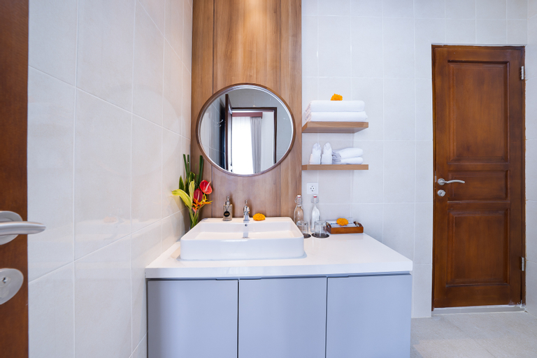 Bathroom 6