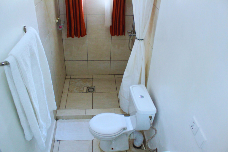 Bathroom 4, Salama Village Kigali, Gasabo