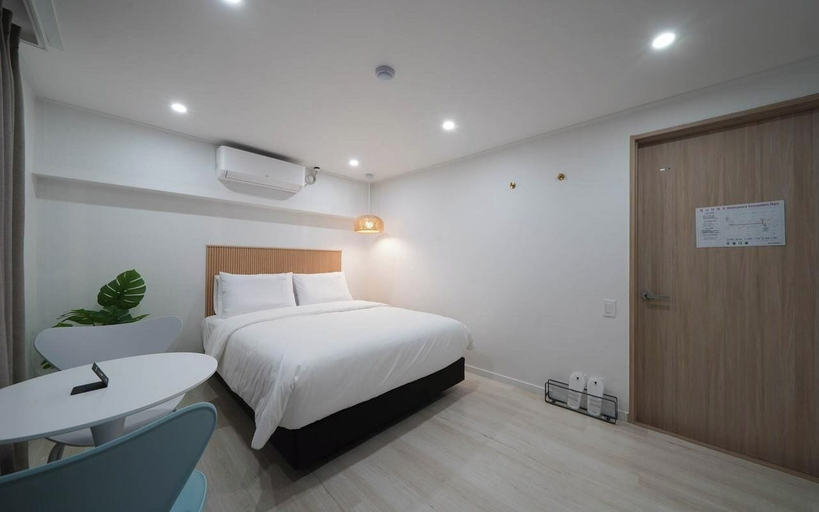 Bedroom 4, hotel daor, Jung