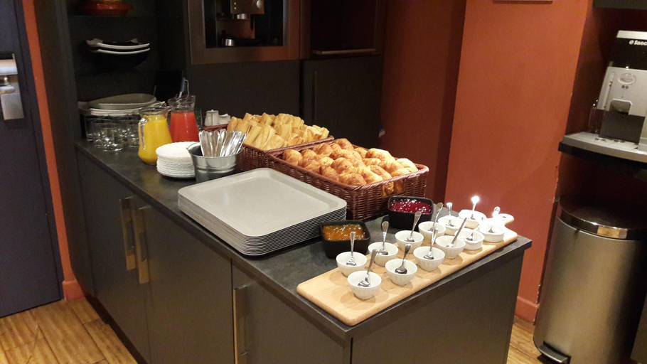 Food & Drinks 4, Hotel Hoche, Alpes-Maritimes