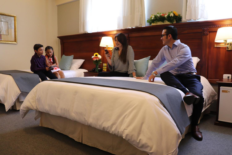 Bedroom 5, Hotel Florida, Ambato
