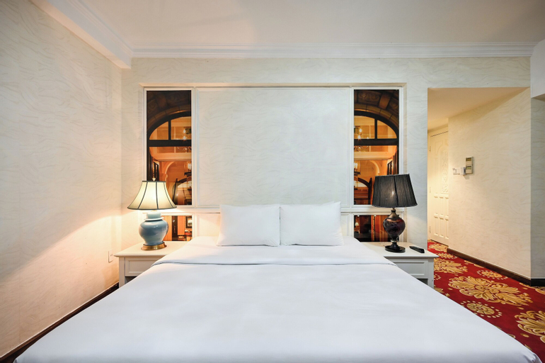 Bedroom 23