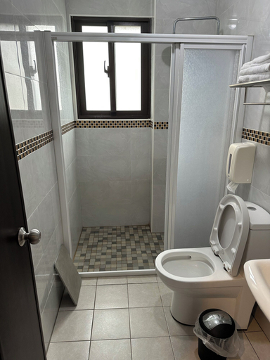 Bathroom 3, Dan Blue B&B, Penghu