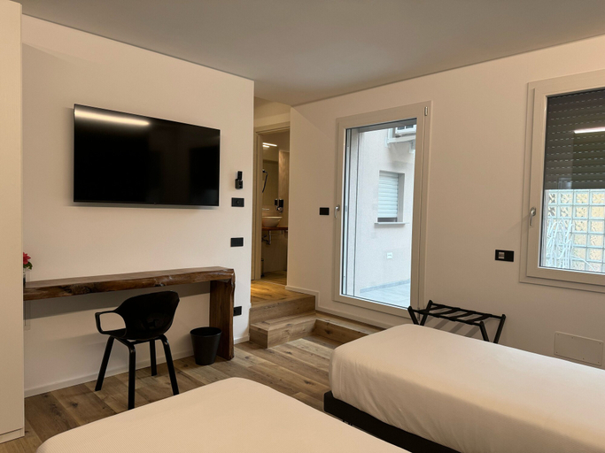 Bedroom 3, AdisArtur Elegant Rooms, Brescia