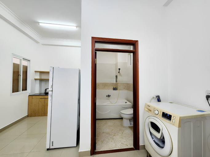 Bathroom 7