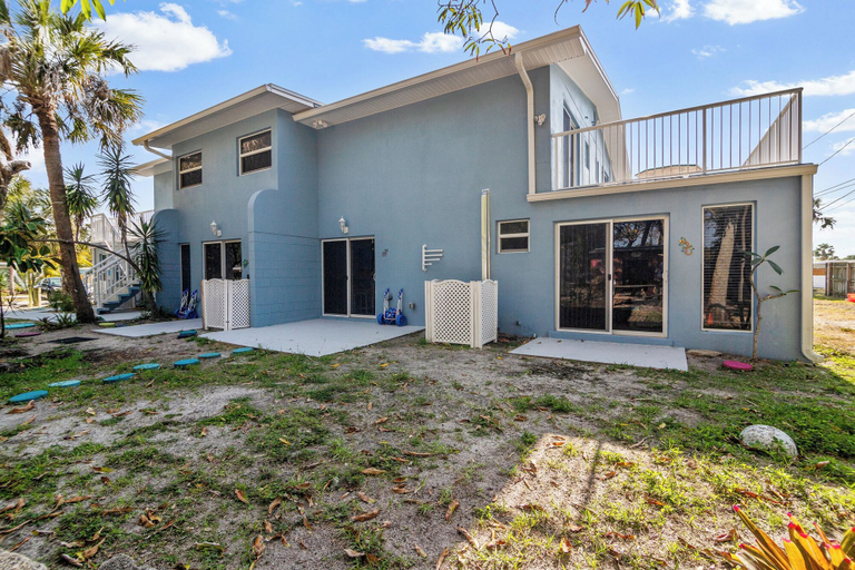 Exterior & Views 2, Coco Sands Villas, Brevard