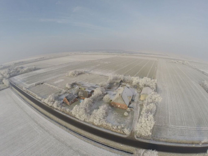Aerial view, Wooden Holiday Home With a View of the Dike, Nordfriesland