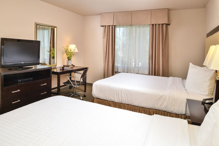 Bedroom 2, Hotel Chino Hills, San Bernardino
