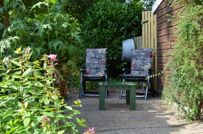 Others 4, De strandkamer, Veere