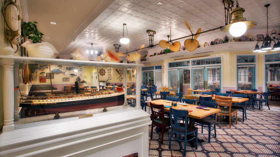 Food & Drinks 5, Disney's Old Key West Resort, Orange