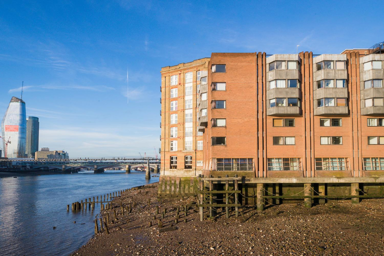 Others 2, Sublime 1 bed flat with Thames view, London