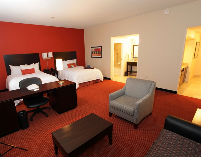 Bedroom 3, Hampton Inn & Suites Phoenix Chandler-Fashion Center, Maricopa