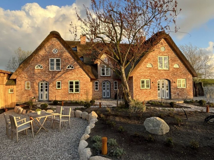 Exterior 5, "luttdons" in the Haus am Deich, Nordfriesland