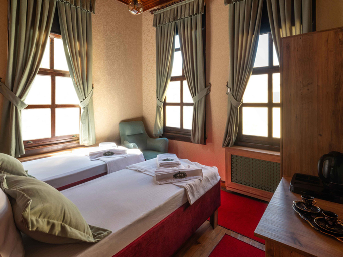 Bedroom 5, Araz White House, Mudanya