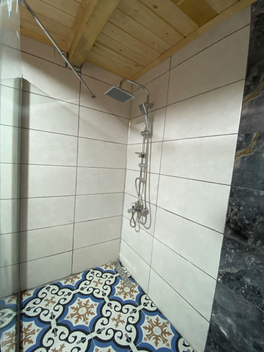 Bathroom 3, King Cabins, Ardeşen