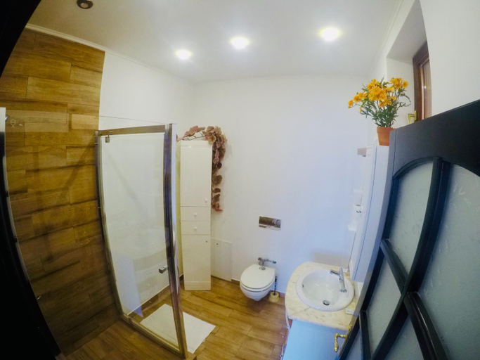 Others 2, Cristi's Rooms - Pensiune, Oradea