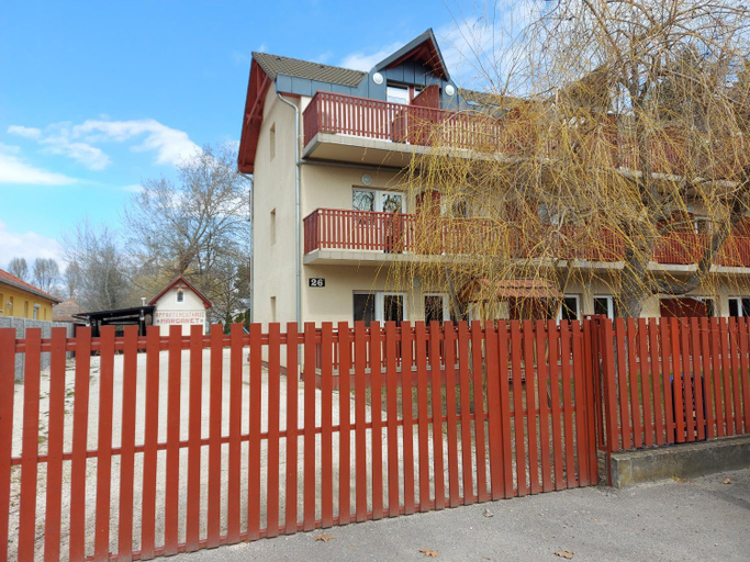 Others 3, Margareta Apartmanhaz, Fonyód