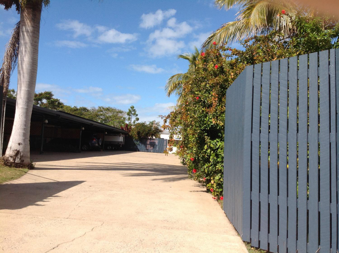 Others 4, Emu Park Motel, Livingstone - Pt B