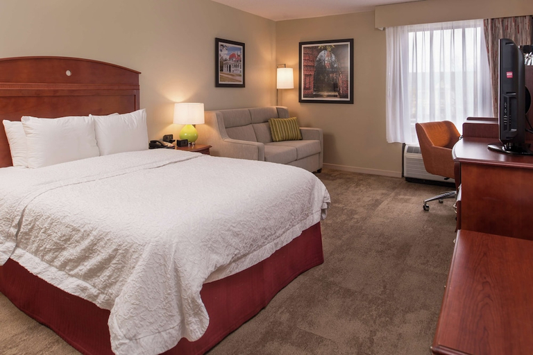 Bedroom 2, Hampton Inn Columbia Northeast - Fort Jackson, Richland