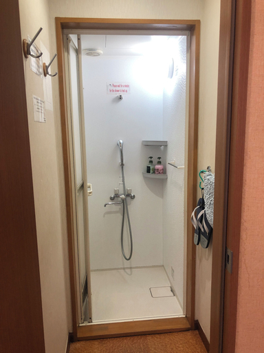 Bathroom 2, Mt Fuji Hostel Michael's, Fujiyoshida