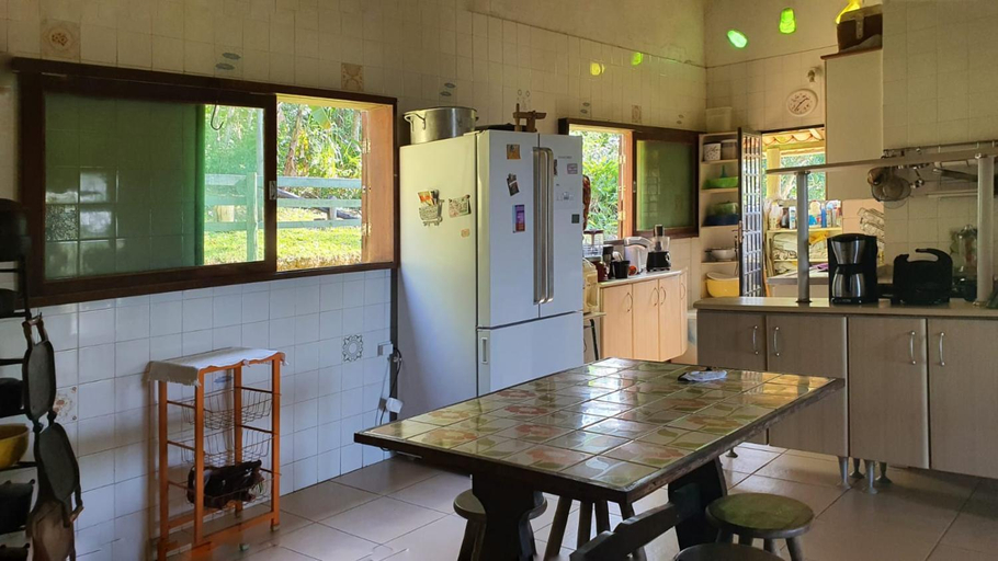 Food & Drinks 4, Sitio Cumuru, Parati