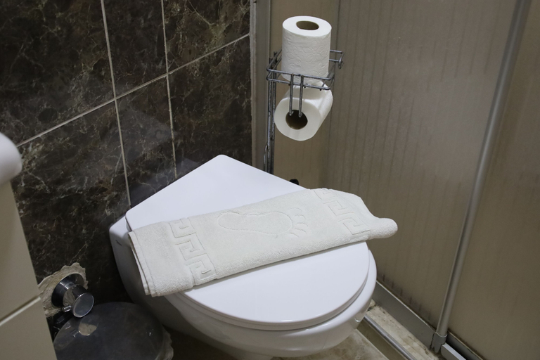 Bathroom 5, Galaxy Hotel Sultanahmet, Fatih