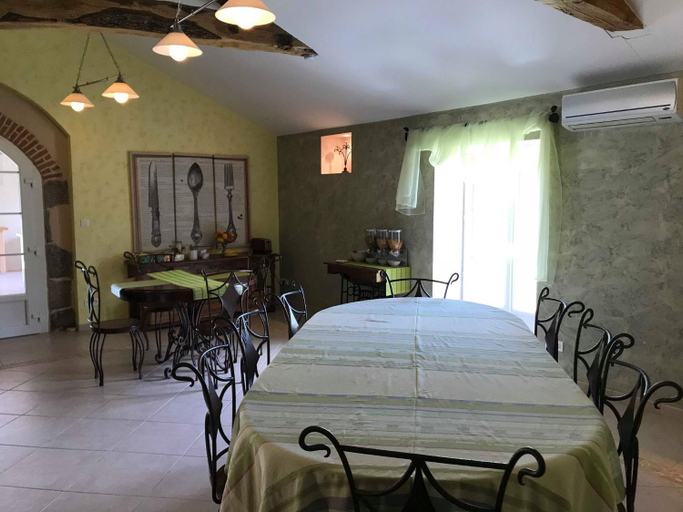 Bedroom 2, La Minaudiere, Deux-Sèvres
