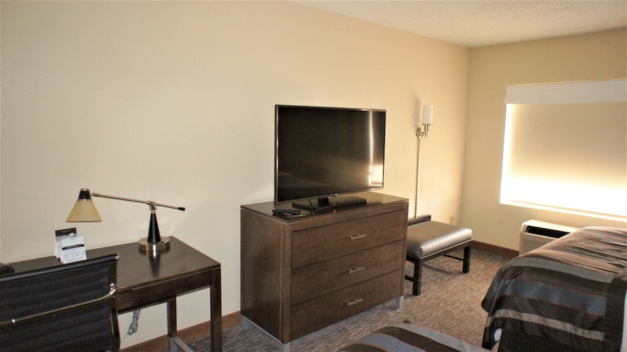Bedroom 3, Wingate By Wyndham Chattanooga, Hamilton