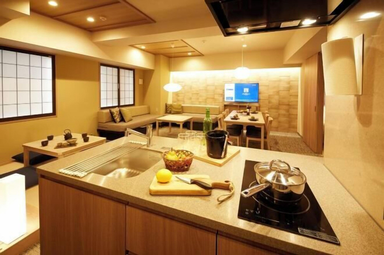Dining Room 7