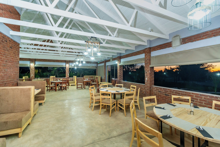Food & Drinks 4, VTU Platinum Lodge, Kadoma