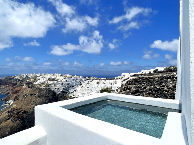 Sport & Beauty 2, IKIES Santorini, South Aegean