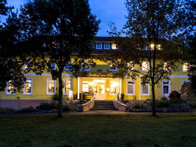 Exterior 4, Courtyard View - Manor by the Lake, Rostock
