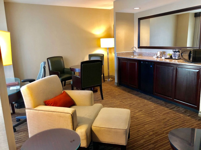 Others 5, The Capital Suites Hotel, Franklin