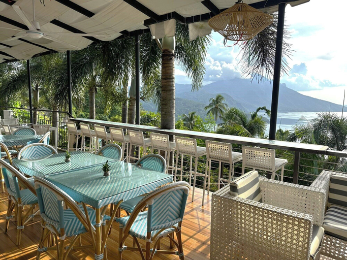 Food & Drinks 5, Villas by Eco Hotels, Mataas Na Kahoy