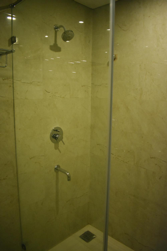 Bathroom 4