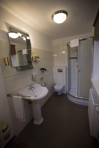 Bathroom 4, AS Hotel Göttingen, Göttingen