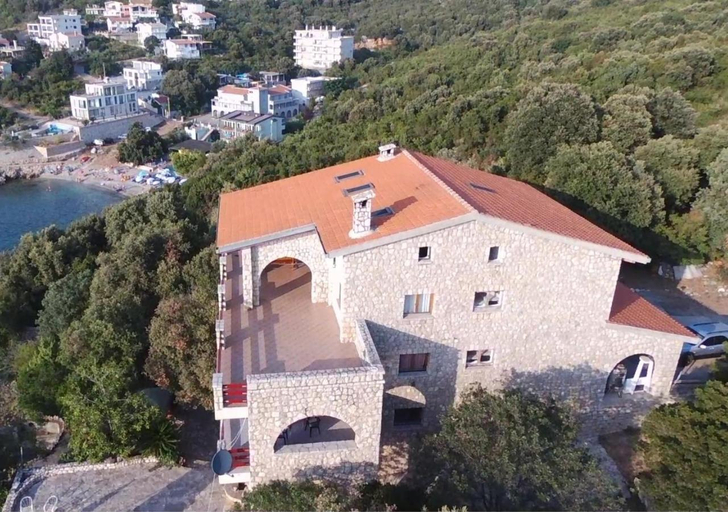 Exterior view, STONE HOUSE “MEDITERRANEO”