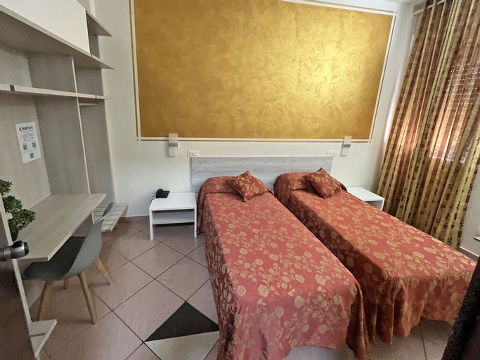 Bedroom 24
