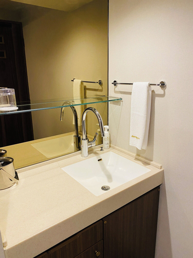 Bathroom 21