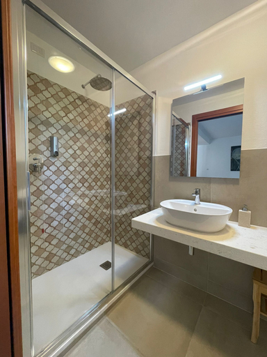 Bathroom 4, Locanda dei Buoni e Cattivi, Cagliari