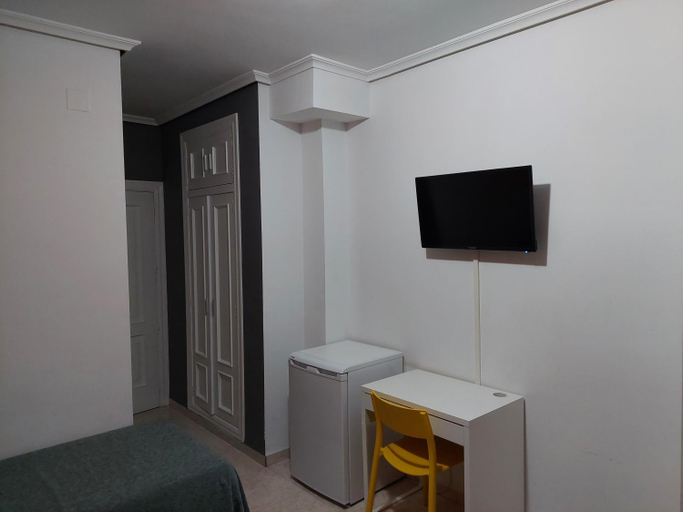 Others 2, Hotel Cervantes, Albacete