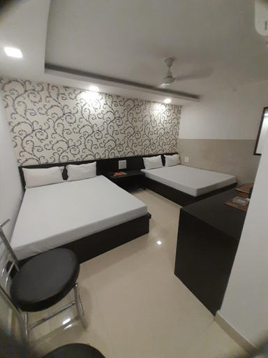 Others 5, Hotel Shree, Hisar