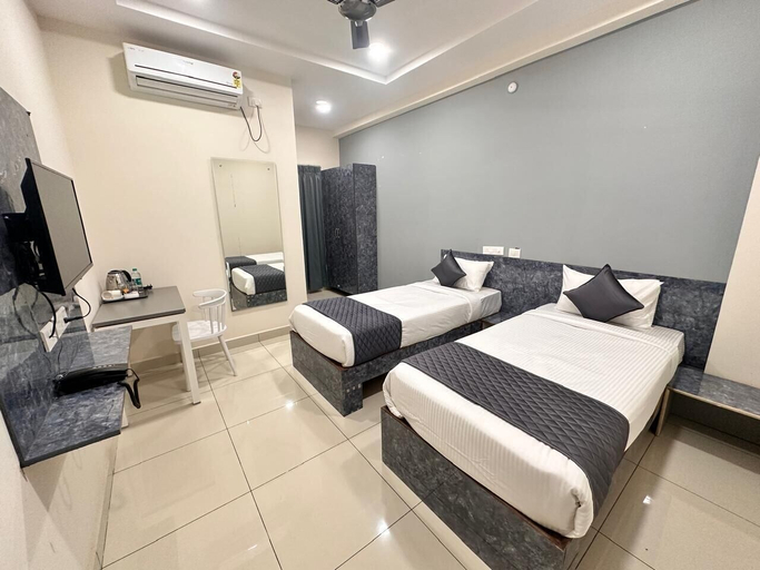 Bedroom 1, Hotel Aerotel, Ranga Reddy