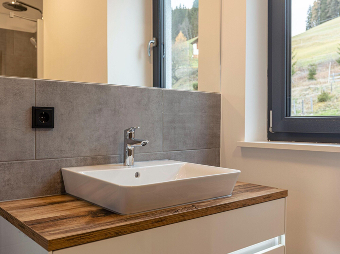 Bathroom 3, Apartment With Infinity Pool, Sankt Johann im Pongau