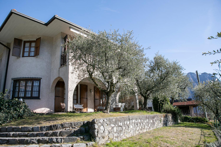 Exterior & Views 1, IseoLakeRental - Villa Flavia, Bergamo